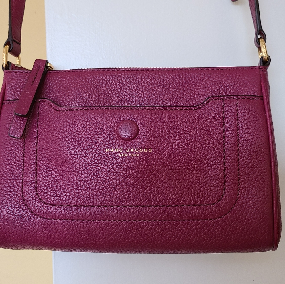 Marc Jacobs crossbody bag in Sangria